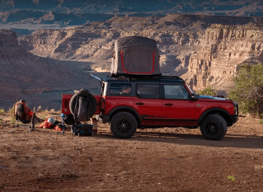 Special lease deals on 2024 Ford Bronco.